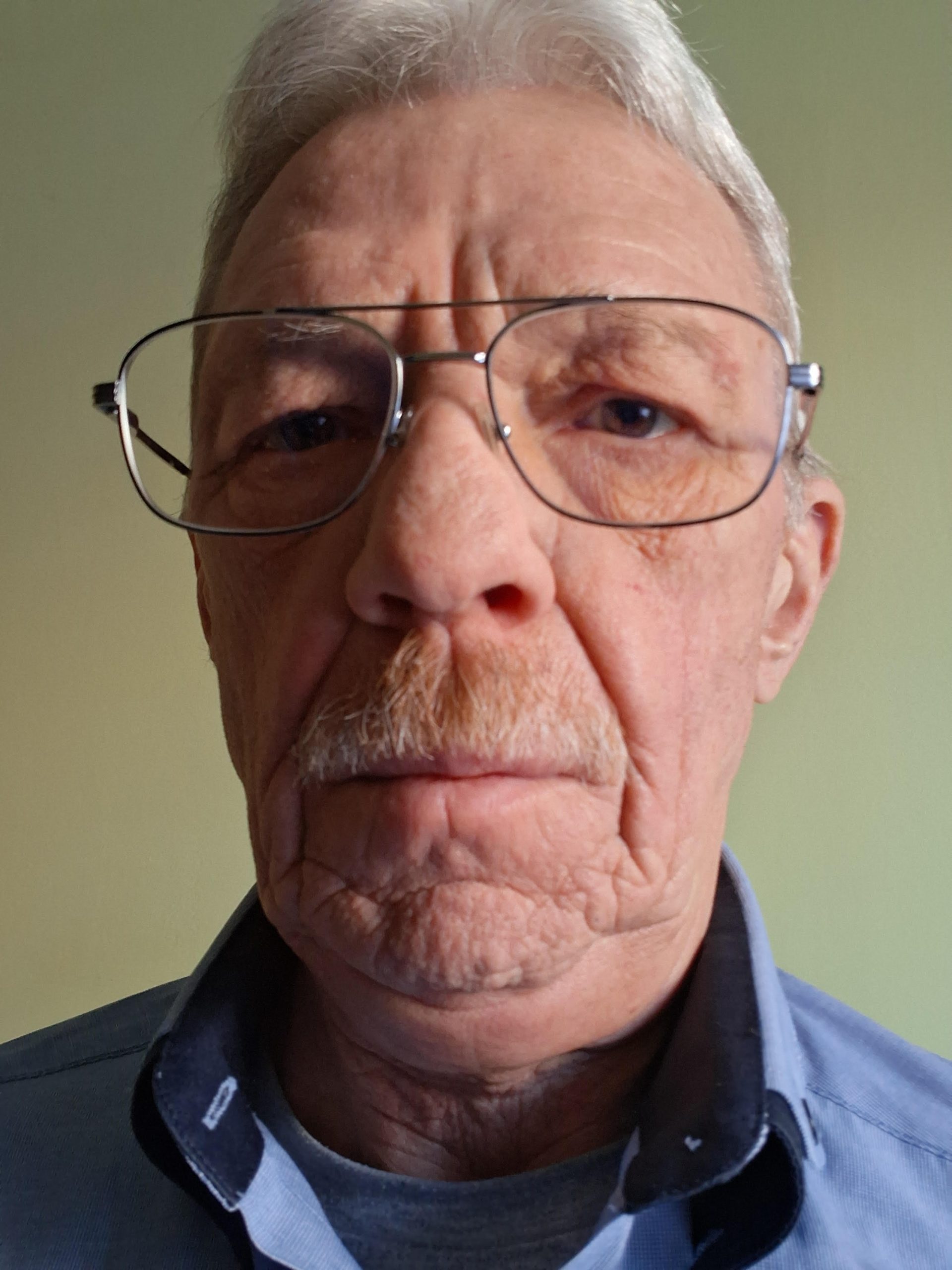 Pintér István tanácsadó